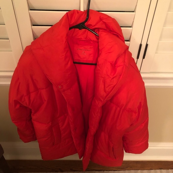 Red jacket - Picture 1 of 2